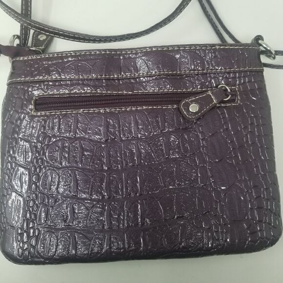 Purple Unbranded CROSSBODY BAG. NICE TEXTURE. NEW CONDITION. - Picture 9 of 13